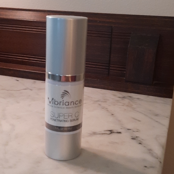 vibrance super c serum